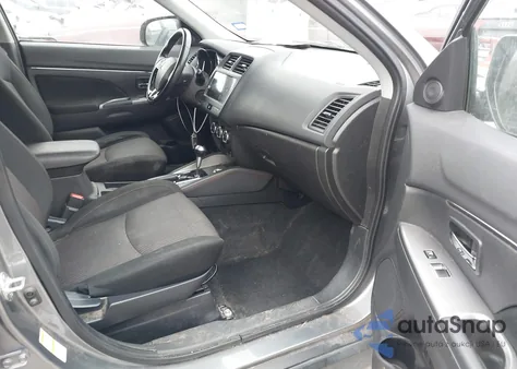 2019 Mitsubishi Outlander Sport 2.0 Se z USA, uszkodzony, nr VIN JA4AR3AU6KU005478